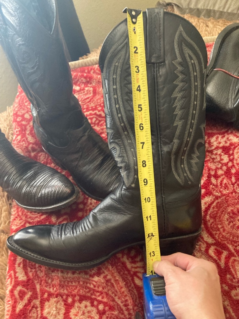 Lucchese women’s leather cowboy boot. - Picture 7 of 7